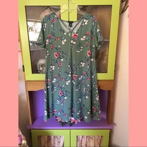 🌸floral rue21 dress🌸